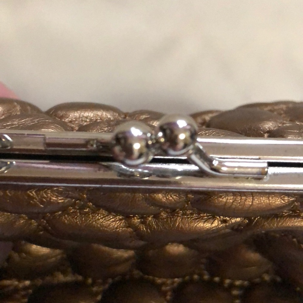 Purse - Picture 3 of 3